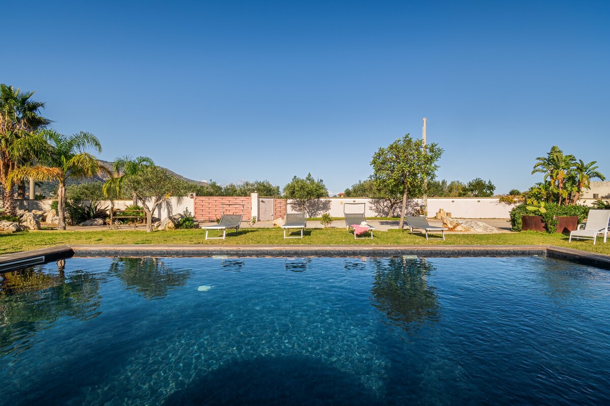 Villa DellAlbero: Privacy, Relax & Unique Pool
