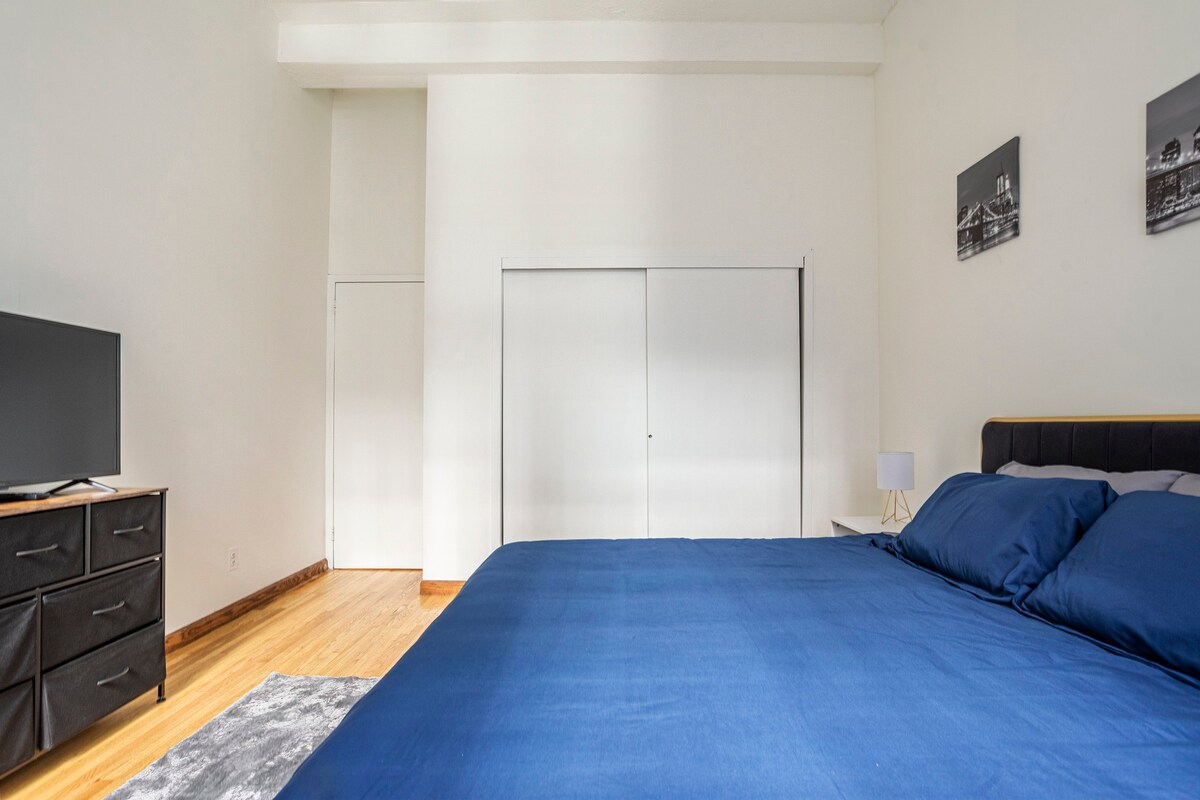 BRAND NEW! Spacious 3Bed in the Heart of Manhattan