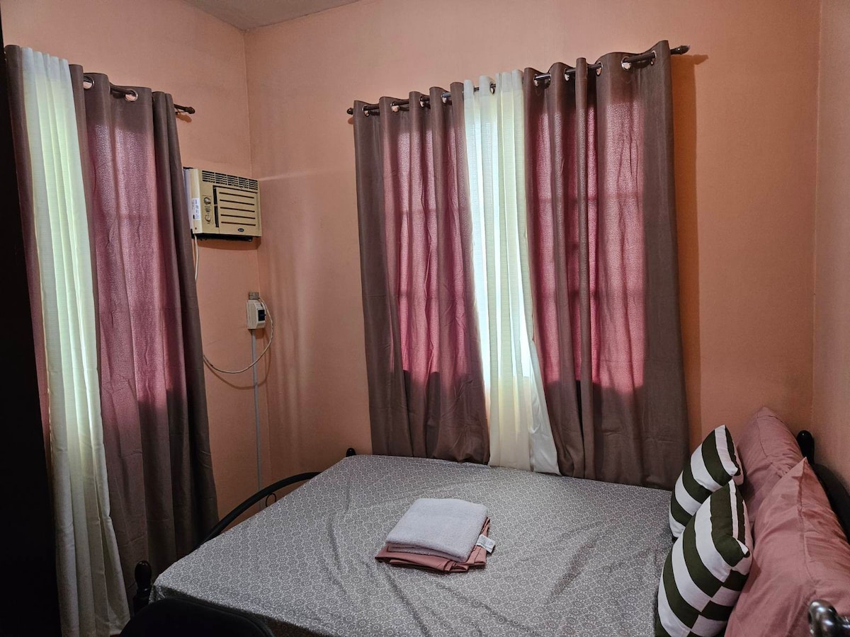 Mel's Place 2BR Apartment Unit1 in Batangas City