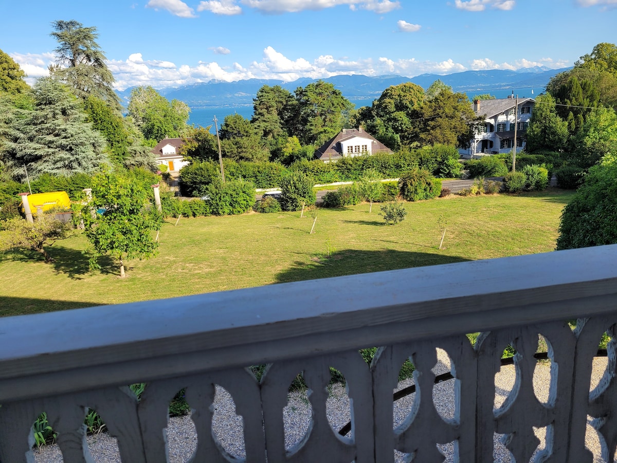 Grand appartement avec vue sur le Léman