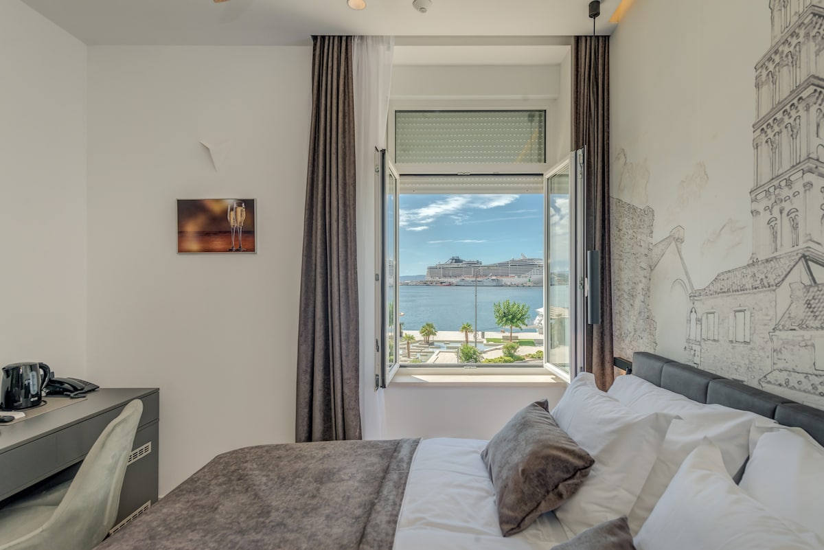 Casa Costabella Deluxe Double Room With Sea View