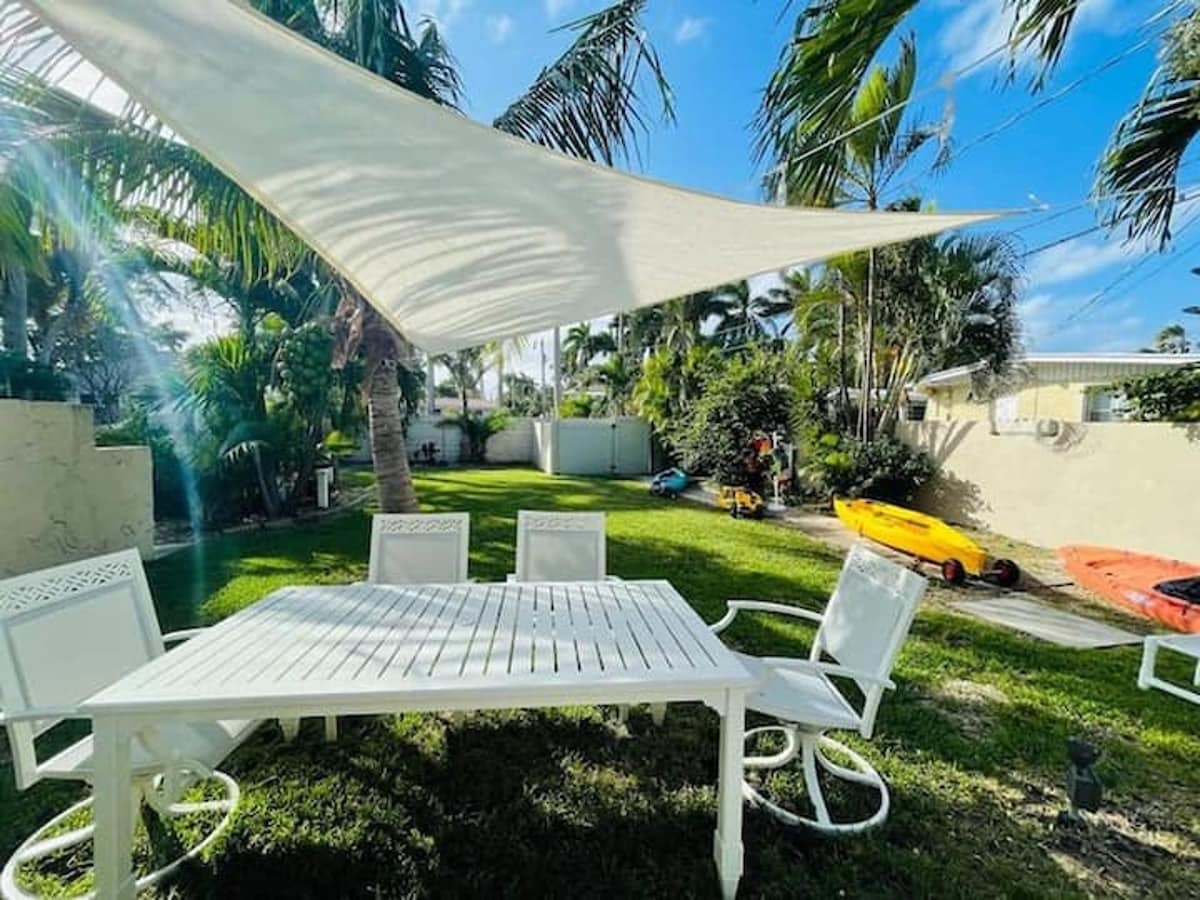 NEW Casa Playa: Luxi Villa w/pool 3min walktobeach