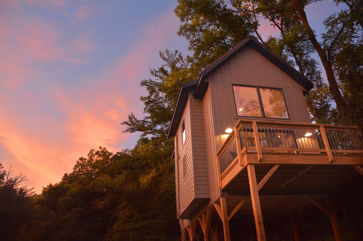 Arrowhead Treehouse