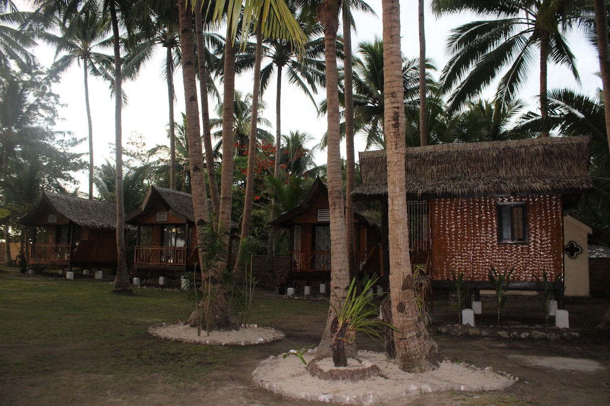 Ocean-View Cottage "Buwan"