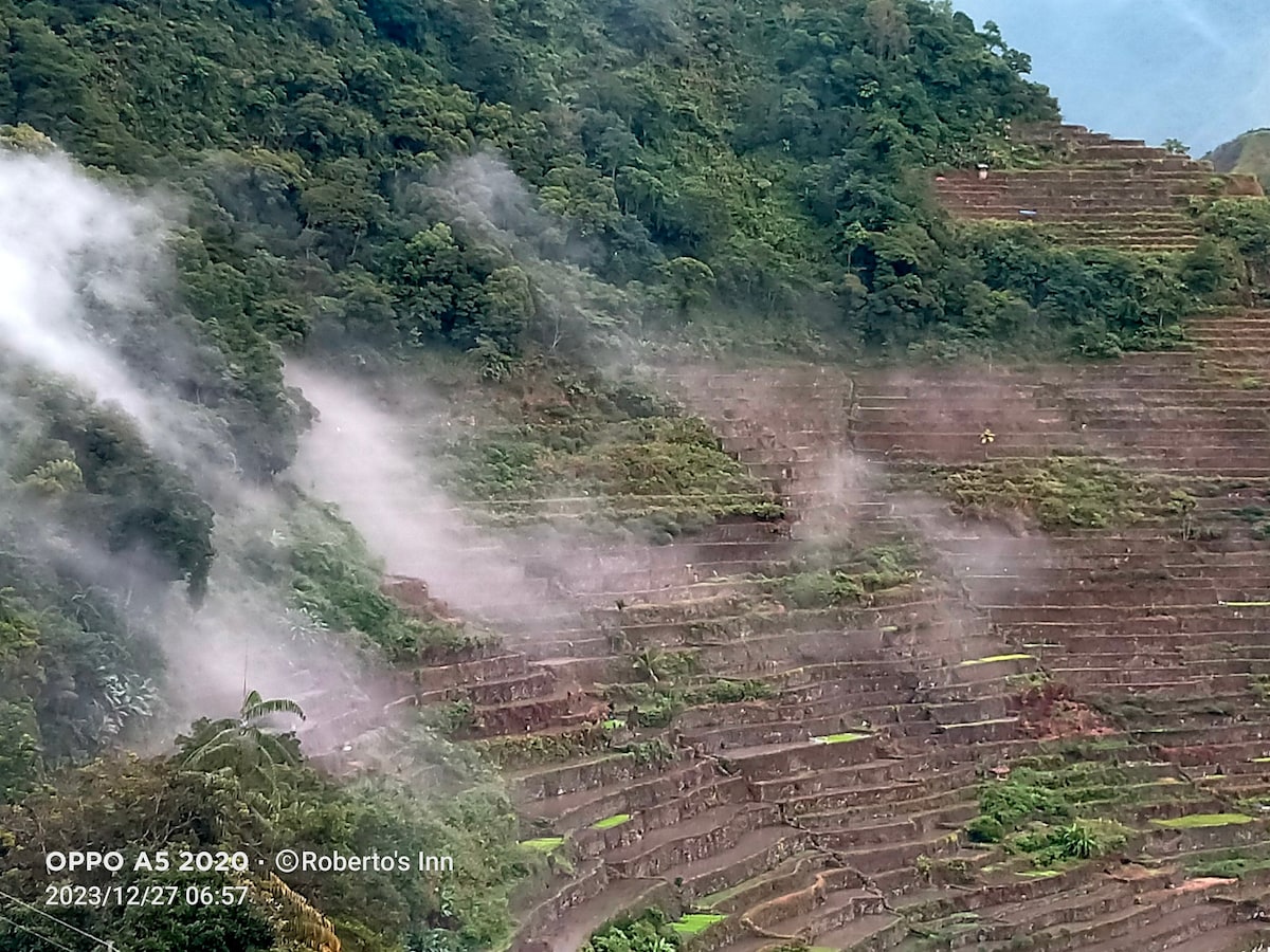 Batad Roberto 's Abung Inn