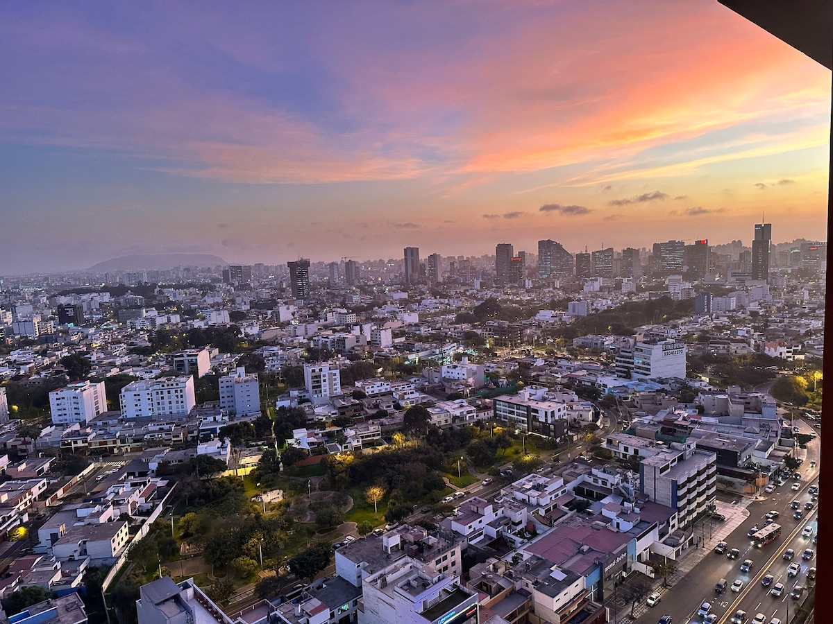 带圣伊西德罗（ San Isidro ）的Loft Skyline 32边界