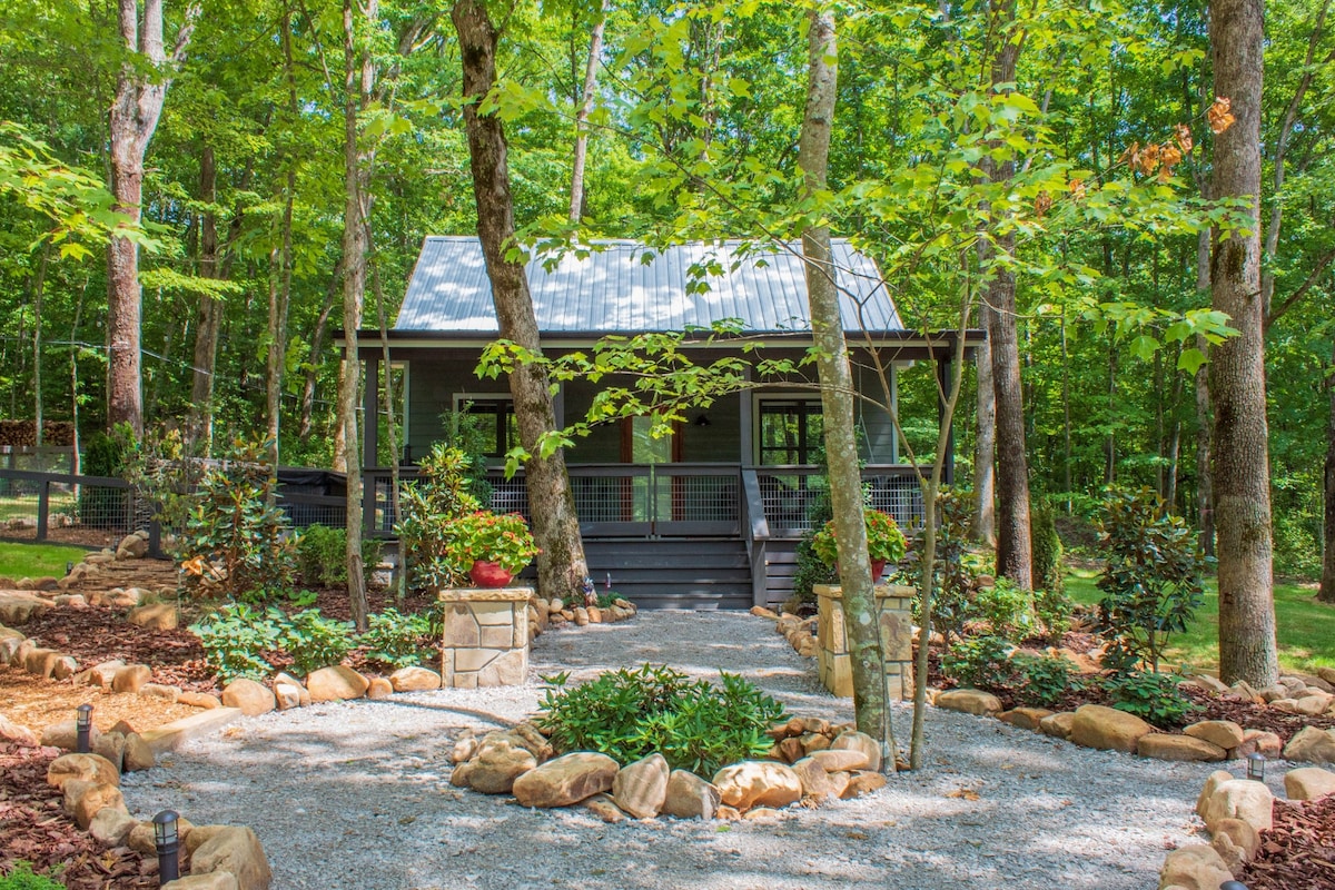 Luxury Tiny Home-Tracy City, TN