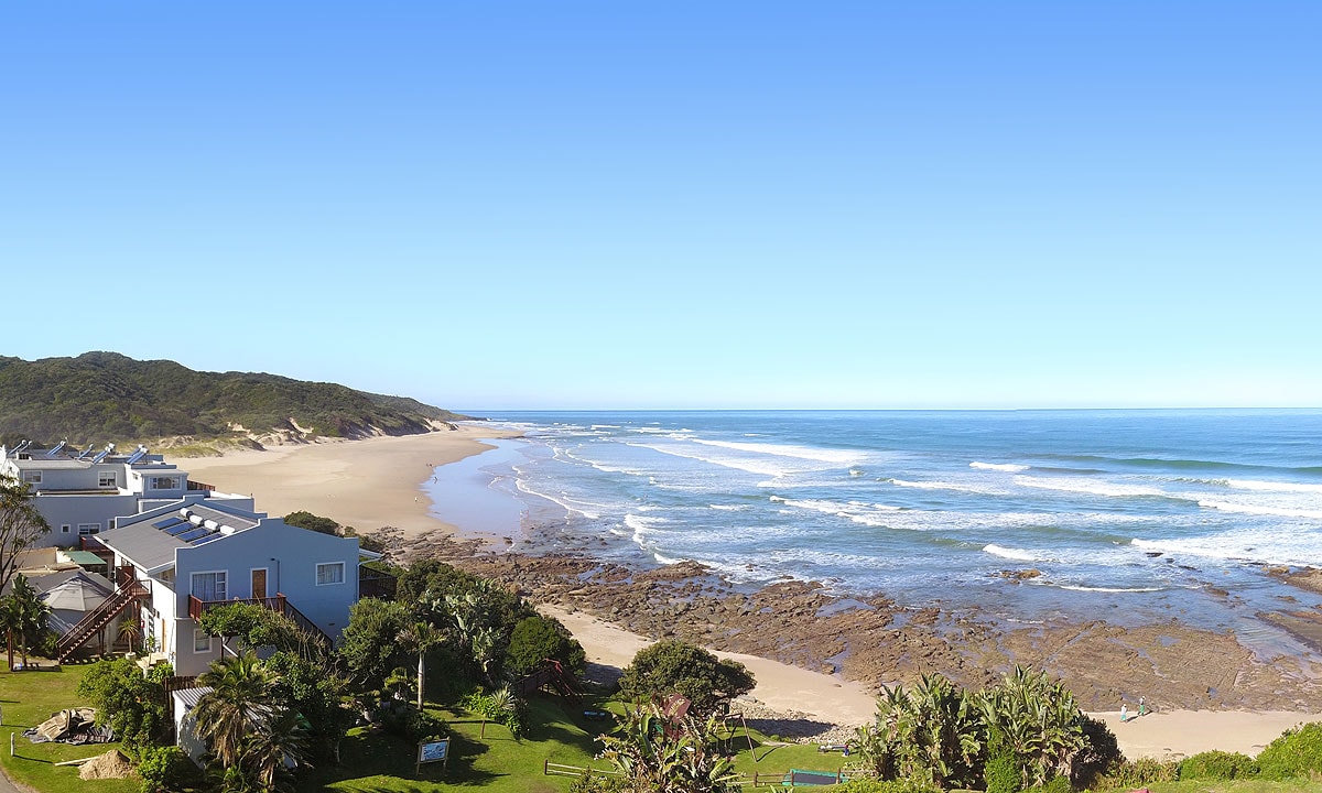 Jolly Mooi's Beach Break