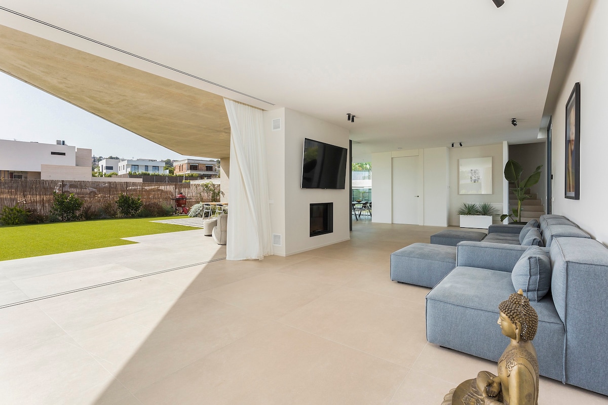 Sitges Luxury Villa | Al Fresco by Palmera Group