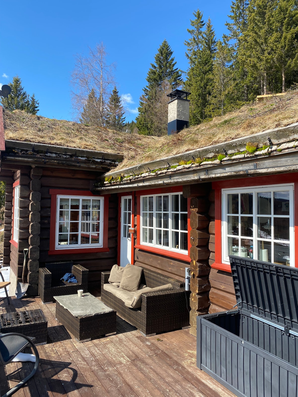 Modern Timberlodge. Moderne tømmerhytte m sauna