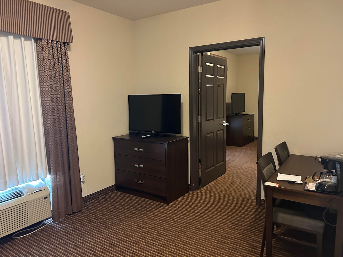 Royal Suite with Kitchenette