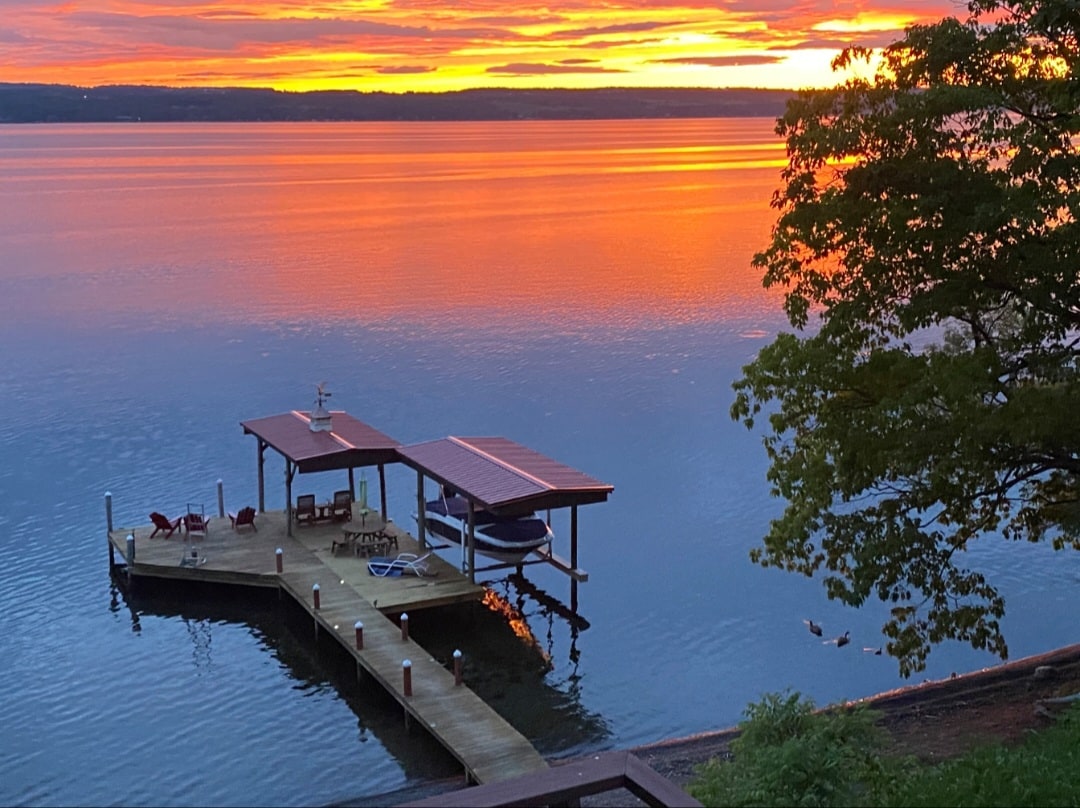 The Retreat on Seneca-Cabin 1