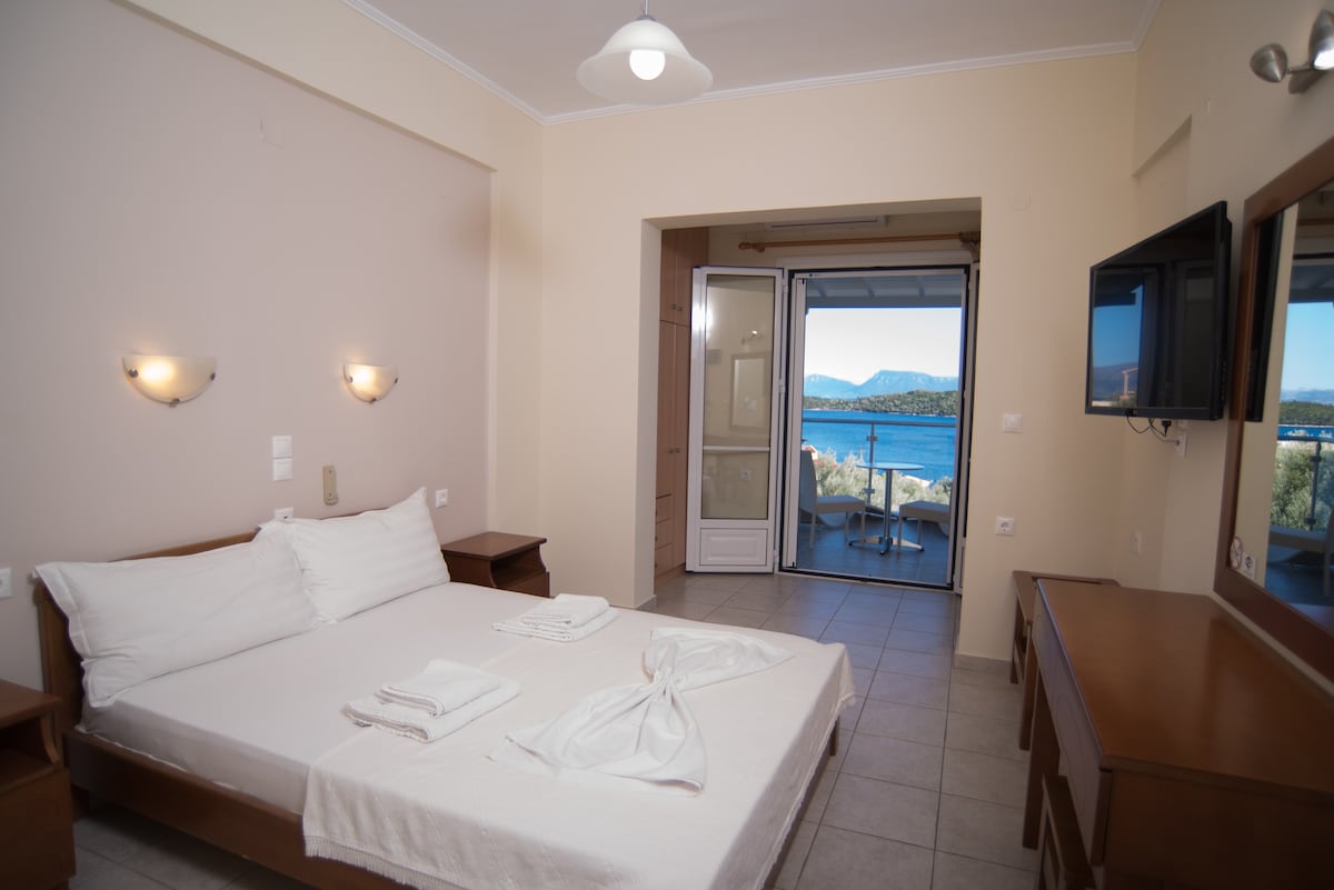 double room with sea view