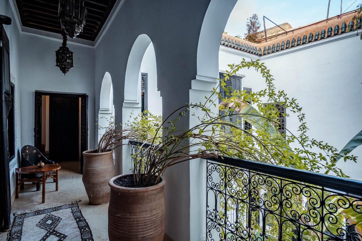 Riad El Ayadi, moorish villa