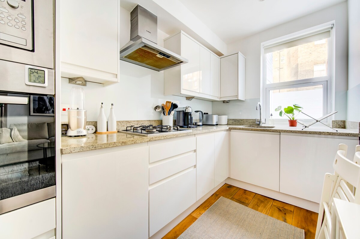 Stunning 1 bed flat in Earls Court