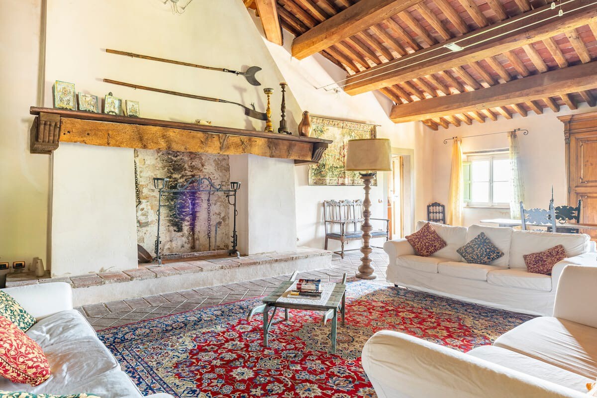 Tuscan Elegant Villa - Hills & Relax (19 sleeps)