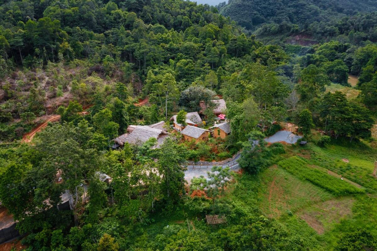 Mý Say double bed Bungalow - river and garden view