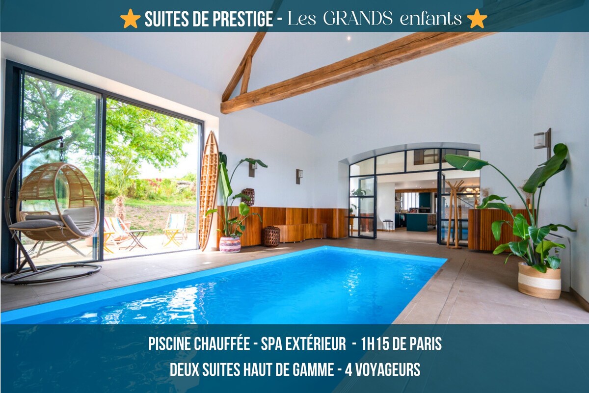 Luxury Suites 1h15 from Paris, Pool & Spa