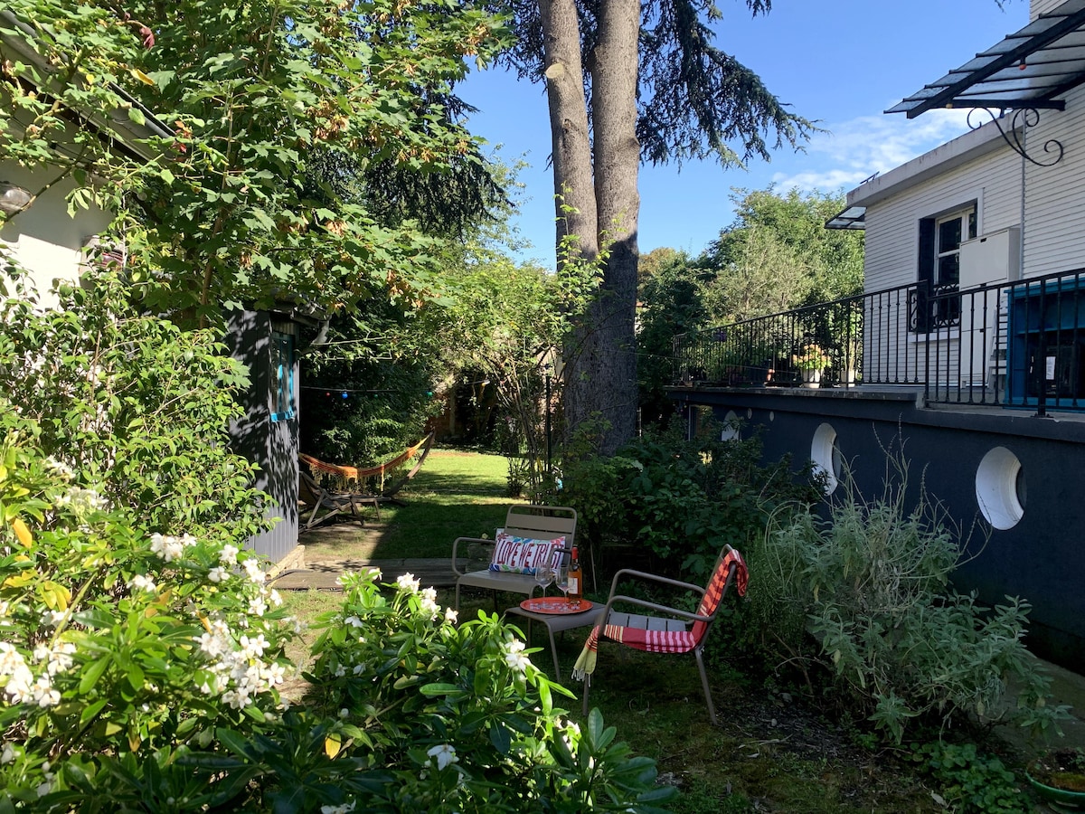 Maison avec grand jardin à 8 minutes du metro