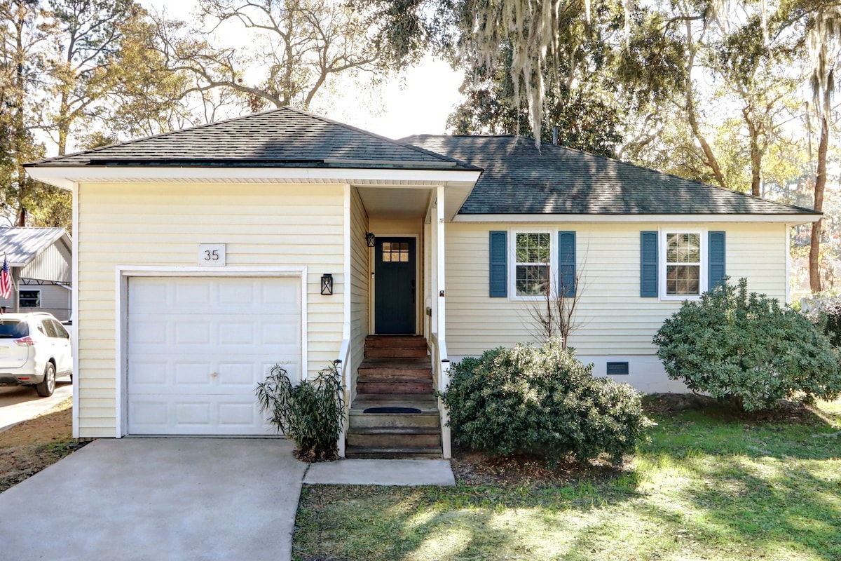 LOW Cleaning Fee! Pet-Friendly, Mins to SAV +Tybee