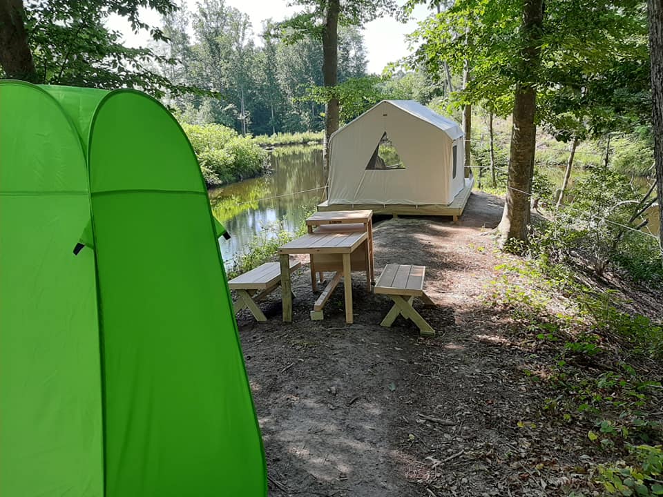 Lake Glamping beside a winery.