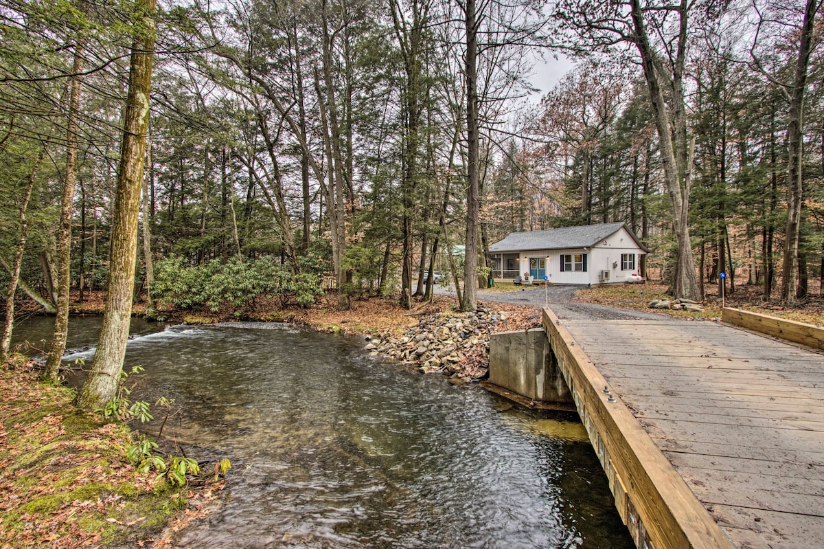 Waterfront Streamside Cottage