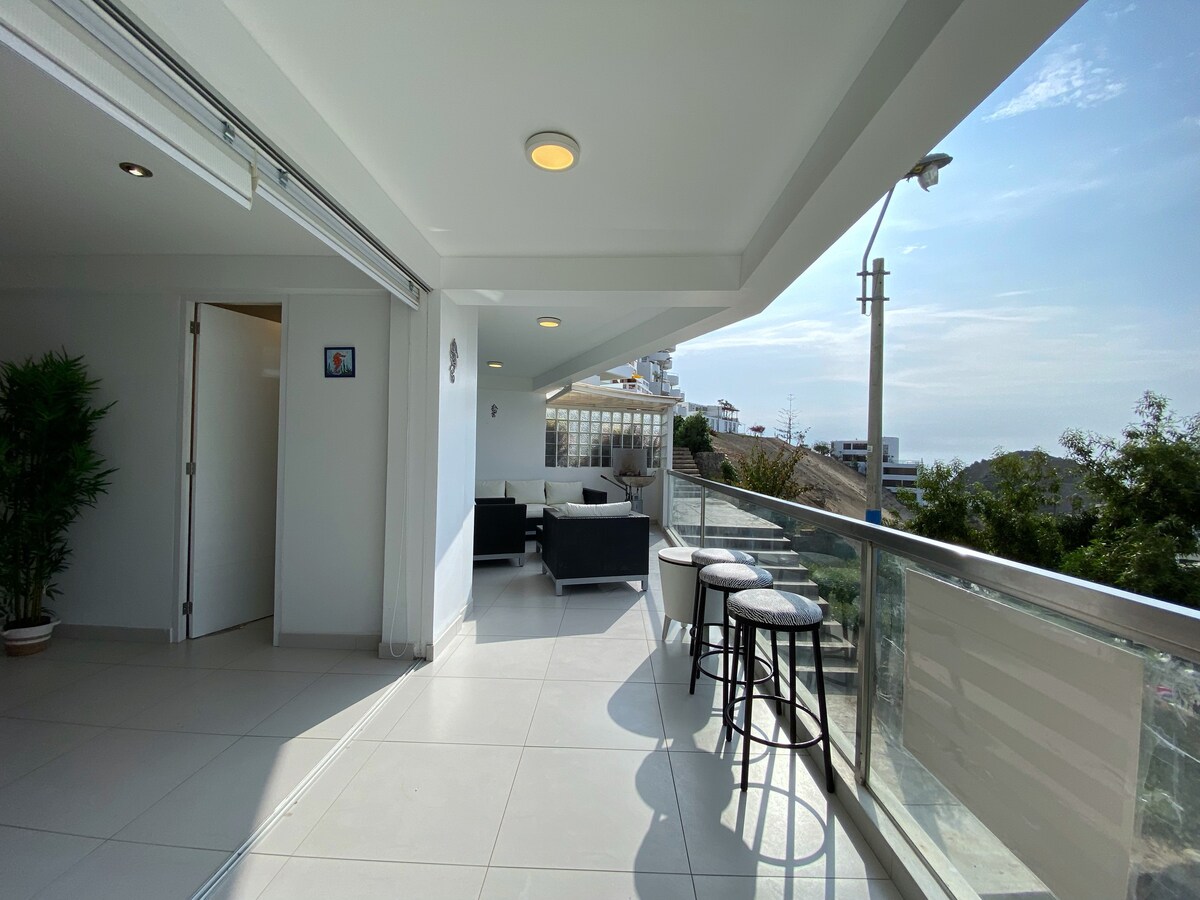 ¡Apartamento con vista  al Mar!