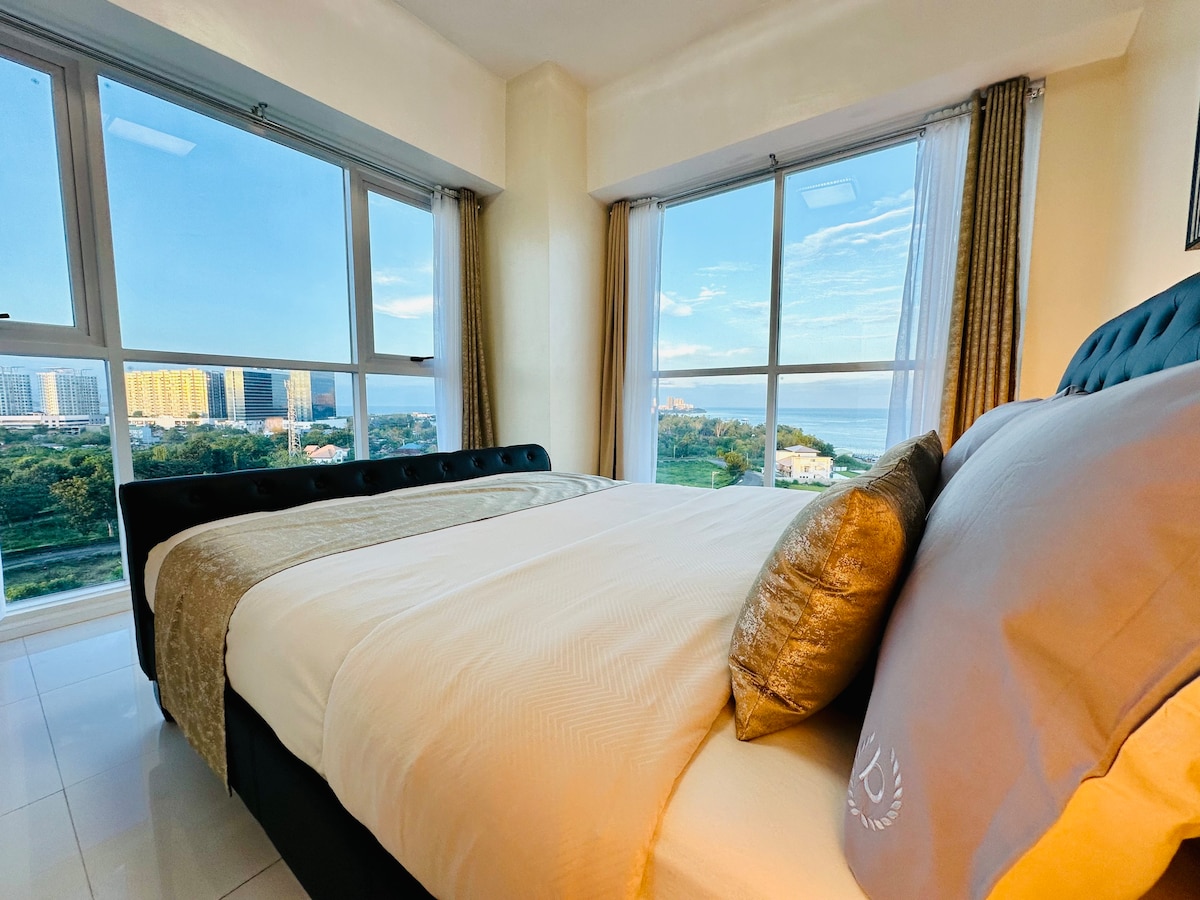 2BR Oceanview Suite: Welcome up to 10 Guests!