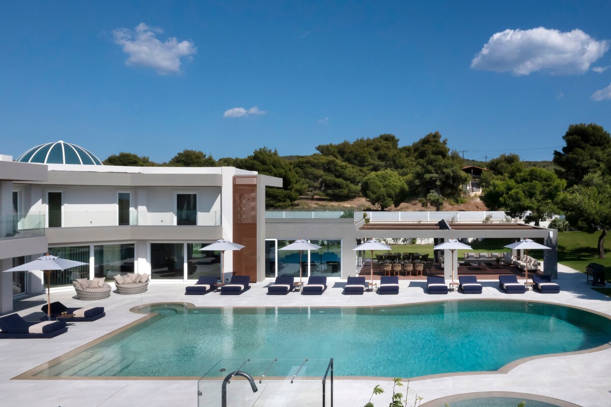 Utopia Grand Villa, a 6.000m2 Private Estate