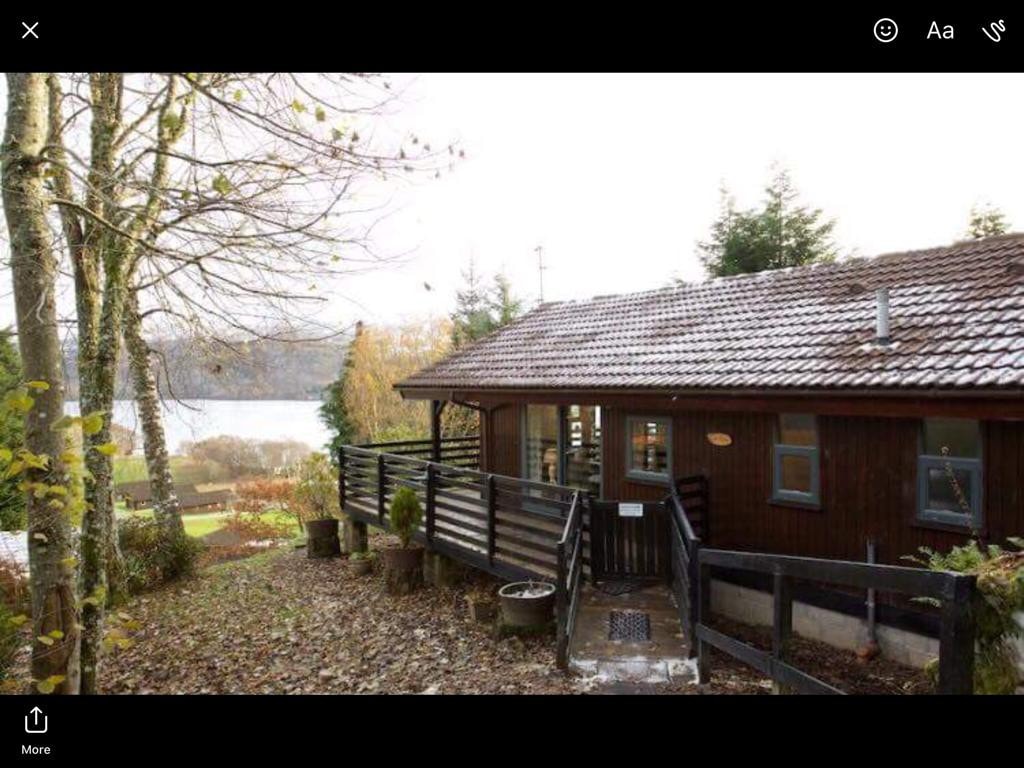 The Crannog - lodge with a view