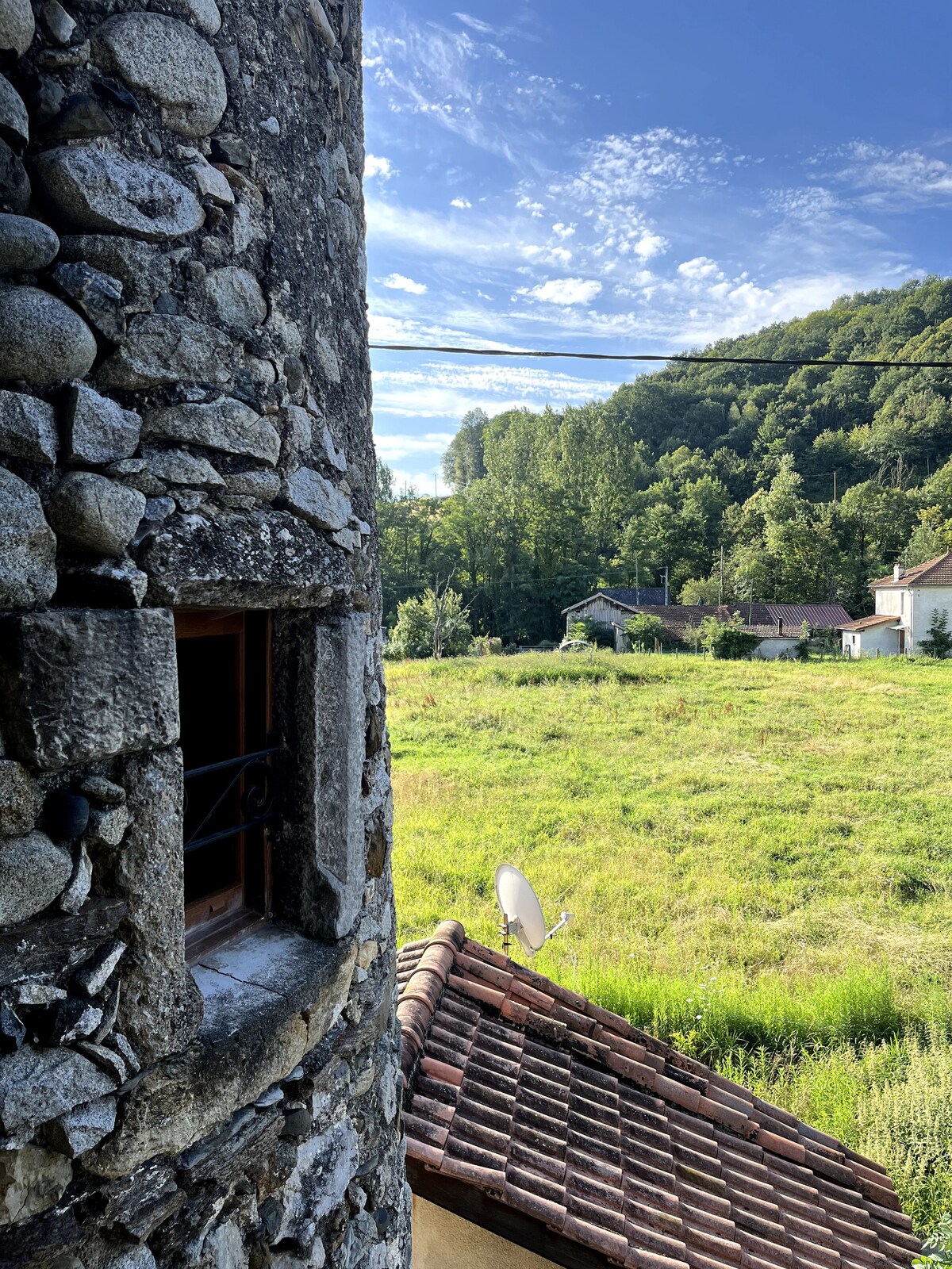 Charming 17th-century farmhouse with tower