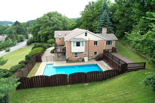 Modern & Accessible 5Bd Home in Wexford/Pittsburgh