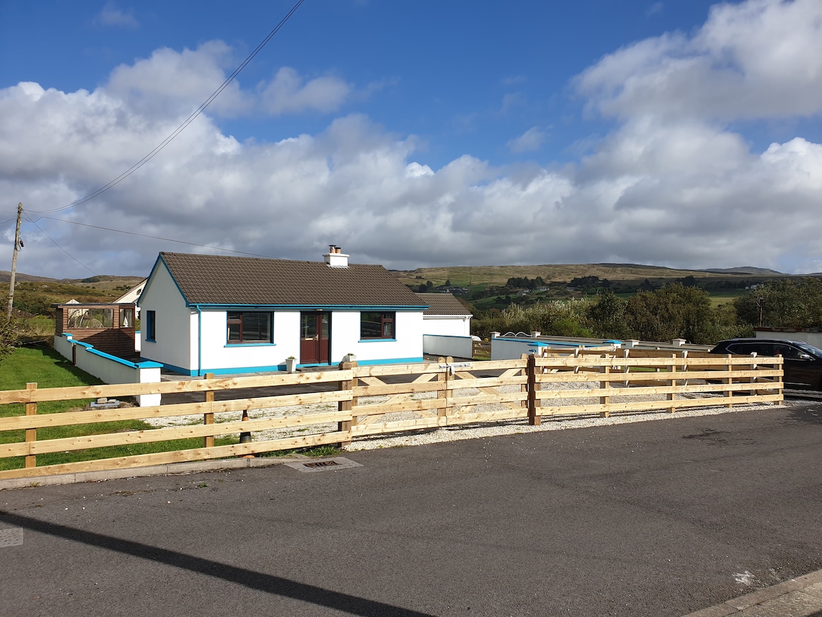 Oldtown Cottage, Carrick Village, Donegal