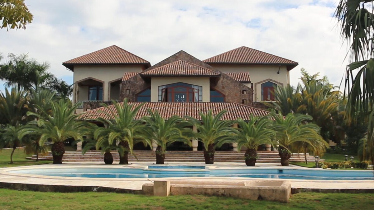 Villa Gaudi in Puerto Plata, Sosua