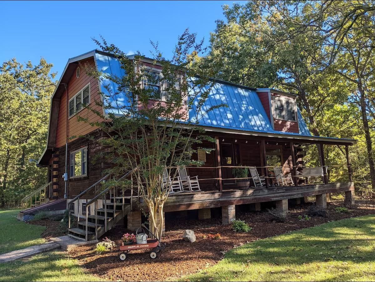 Cozy Cabin on Wooded Acres