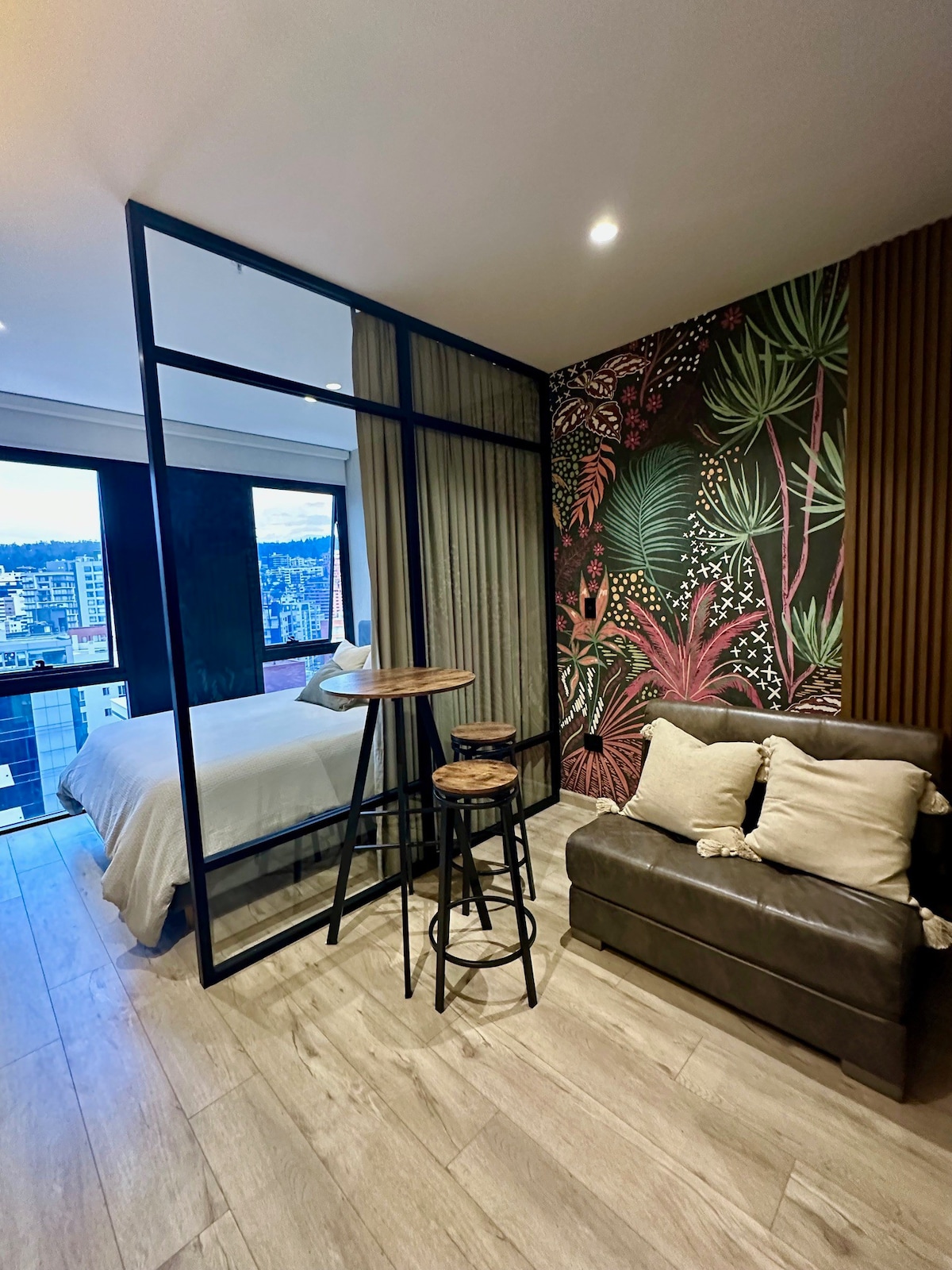 Suite Deluxe,  La Carolina, Av Republica  Salvador