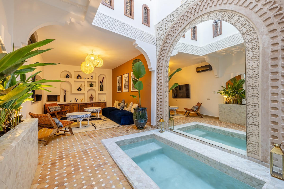 Riad Dar LallaSaadia-Exclusiv-Pool-Breakfast