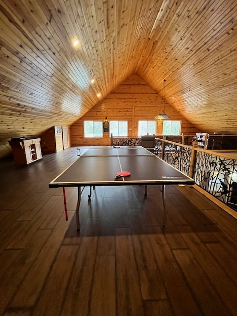 Lakefront cabin on Portage Chain of lakes