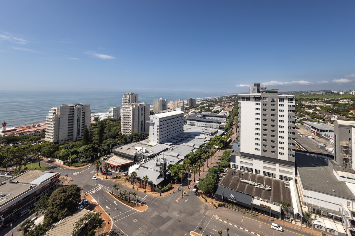 1910 Oceans Apartment - by Stay in Umhlanga