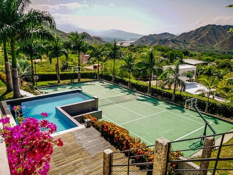 hermosa y amplia finca en sucre