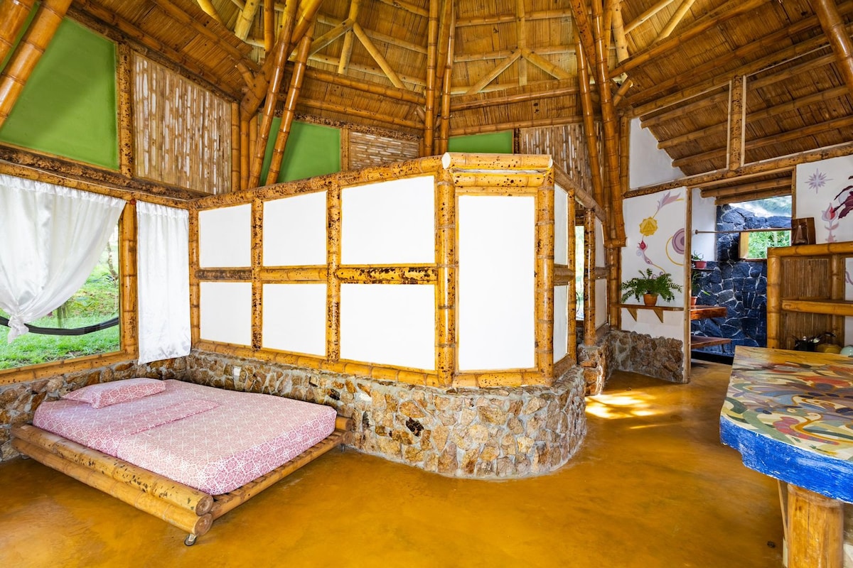 Ecolodge Deseo Bamboo casa deluxe
