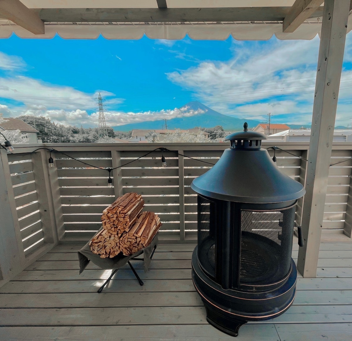 Necoana Glamping Fuji View Terrace Trailer Villa