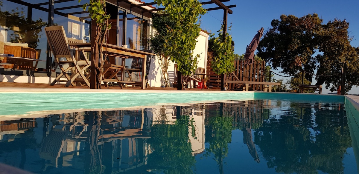 Casa Al Caria - Ferienhaus mit Meerblick & Pool