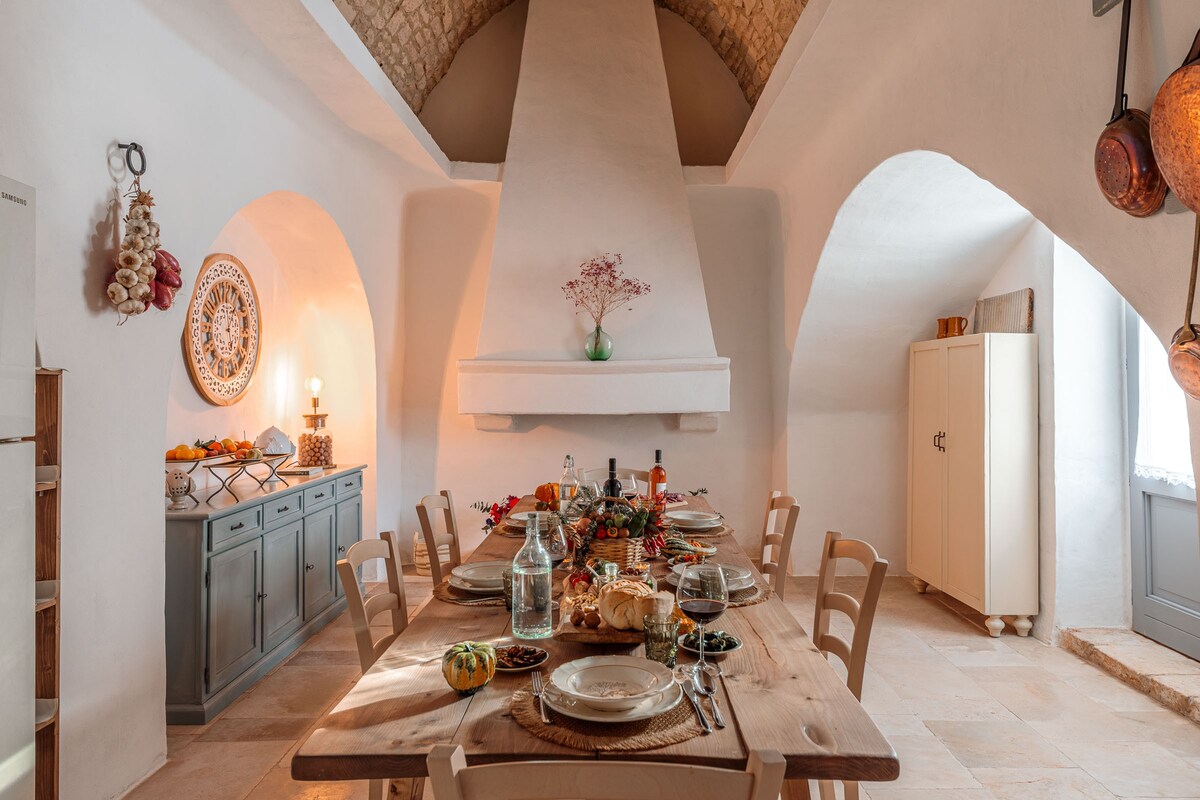 Wonderful Trullo in the gorgeous Itria Valley