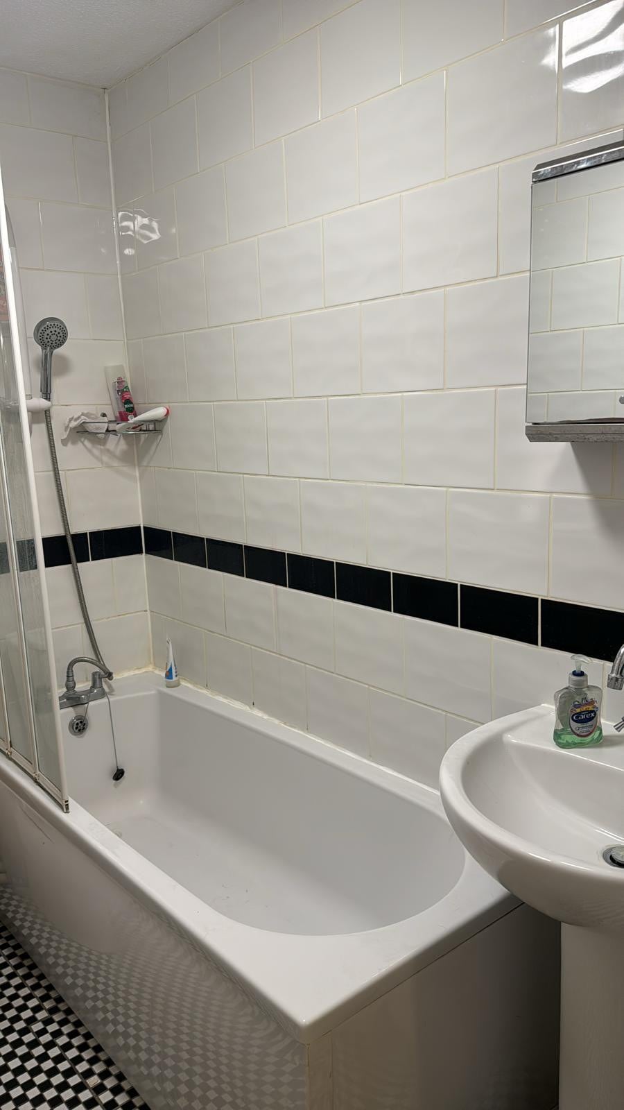 Single Room- Heathrow Slough Langley,Free Parking