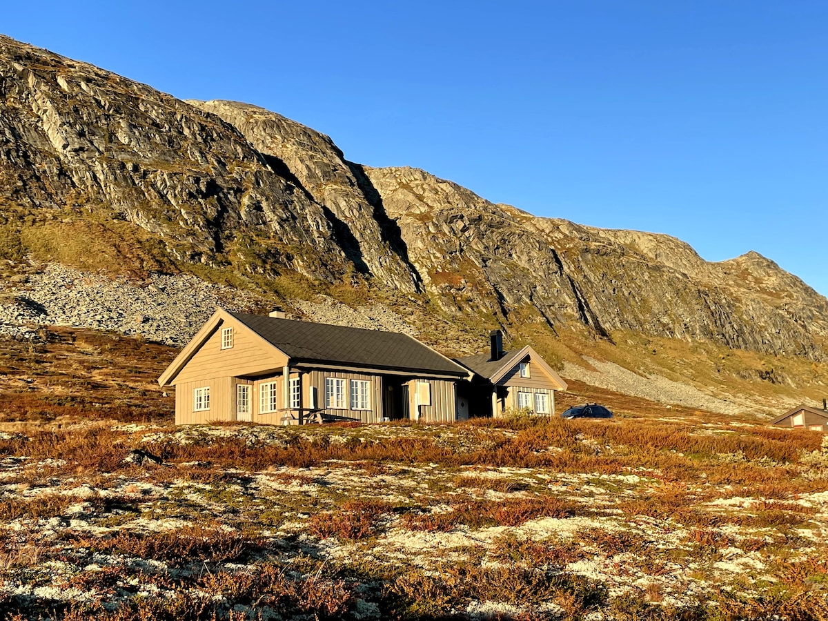 Villmarkshytte i Jotunheimen