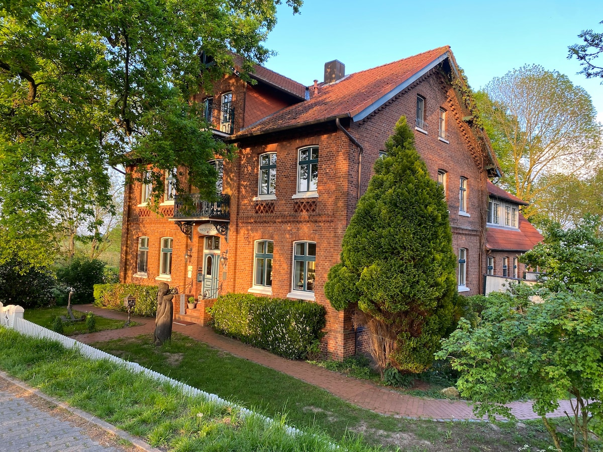 Pension Hessbögel "Apartment Elbe"