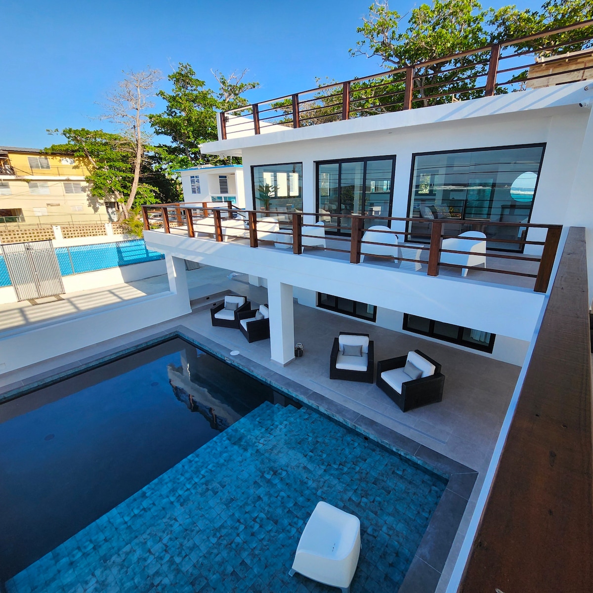 Villa Annunziato Luxury Oceanfront Beach House