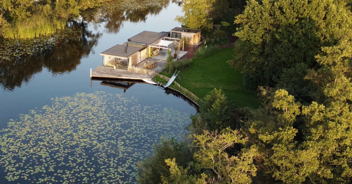 Unieke design watervilla midden in de natuur