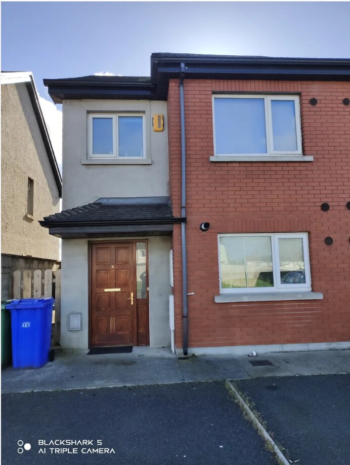 Ensuite double bedroom near  limerick city